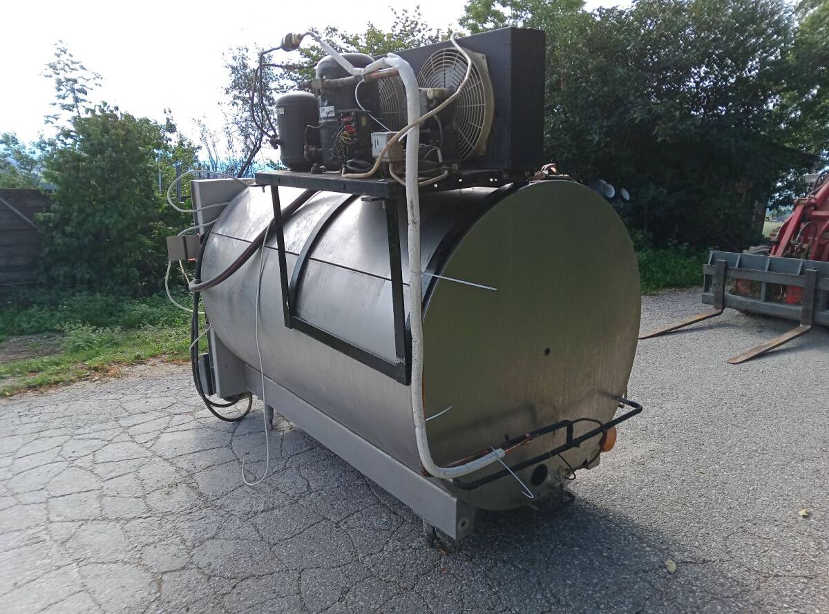 Milchtank 2.000l Selbstreiniger 1