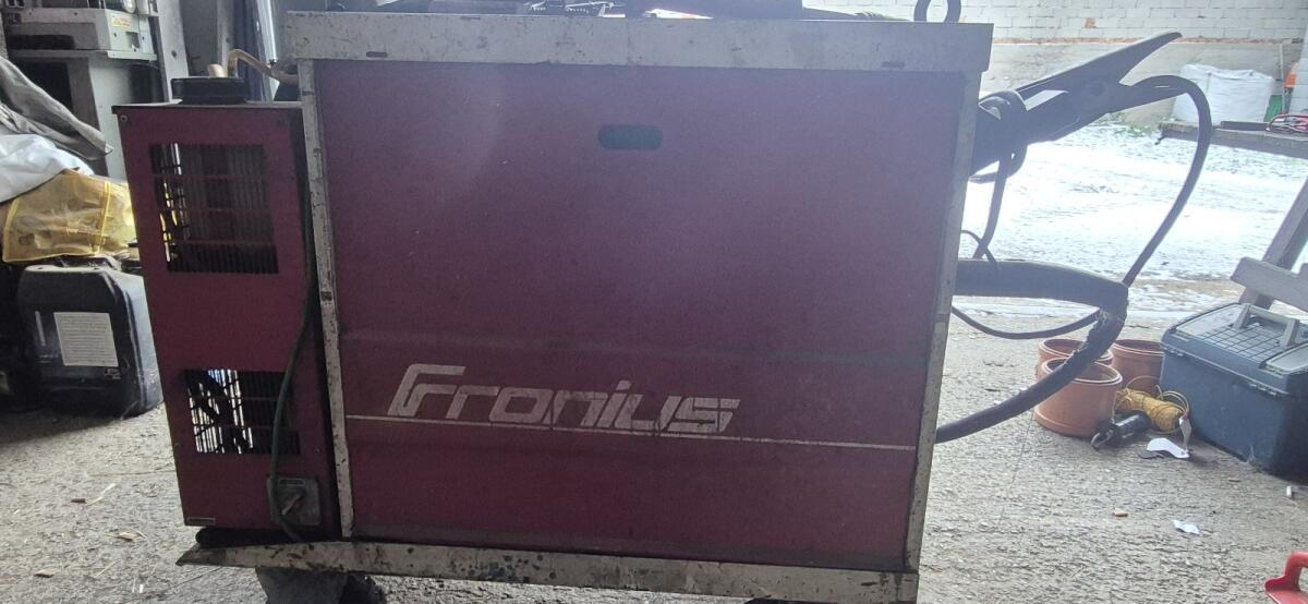 Fronius Schutzgasschweißgerät 1