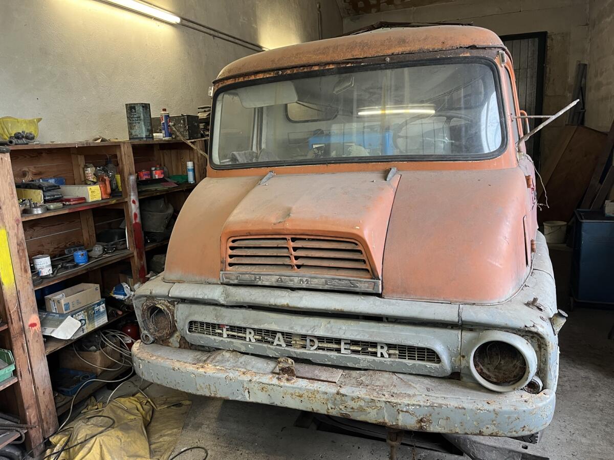 Stromaggregat auf LKW 1