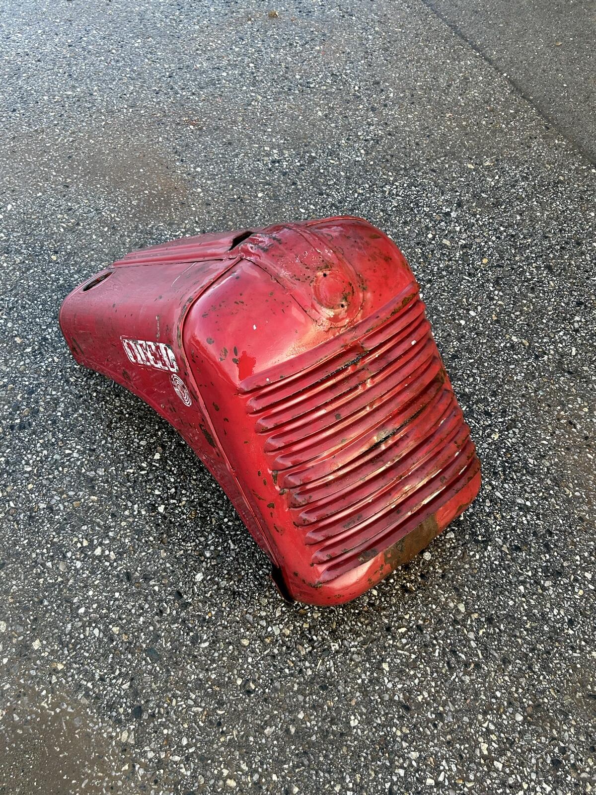 Motorhaube Steyr T84 2