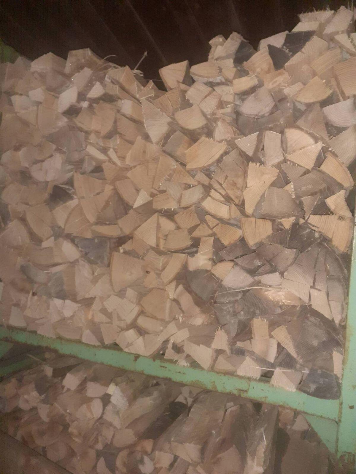 Hartholz, Weichholz geschlichtet auf 33 cm abgeschnitten 3