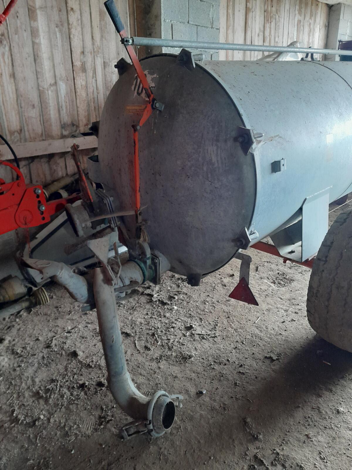 Bauer Güllefass VB 26 V 2.600 l 2