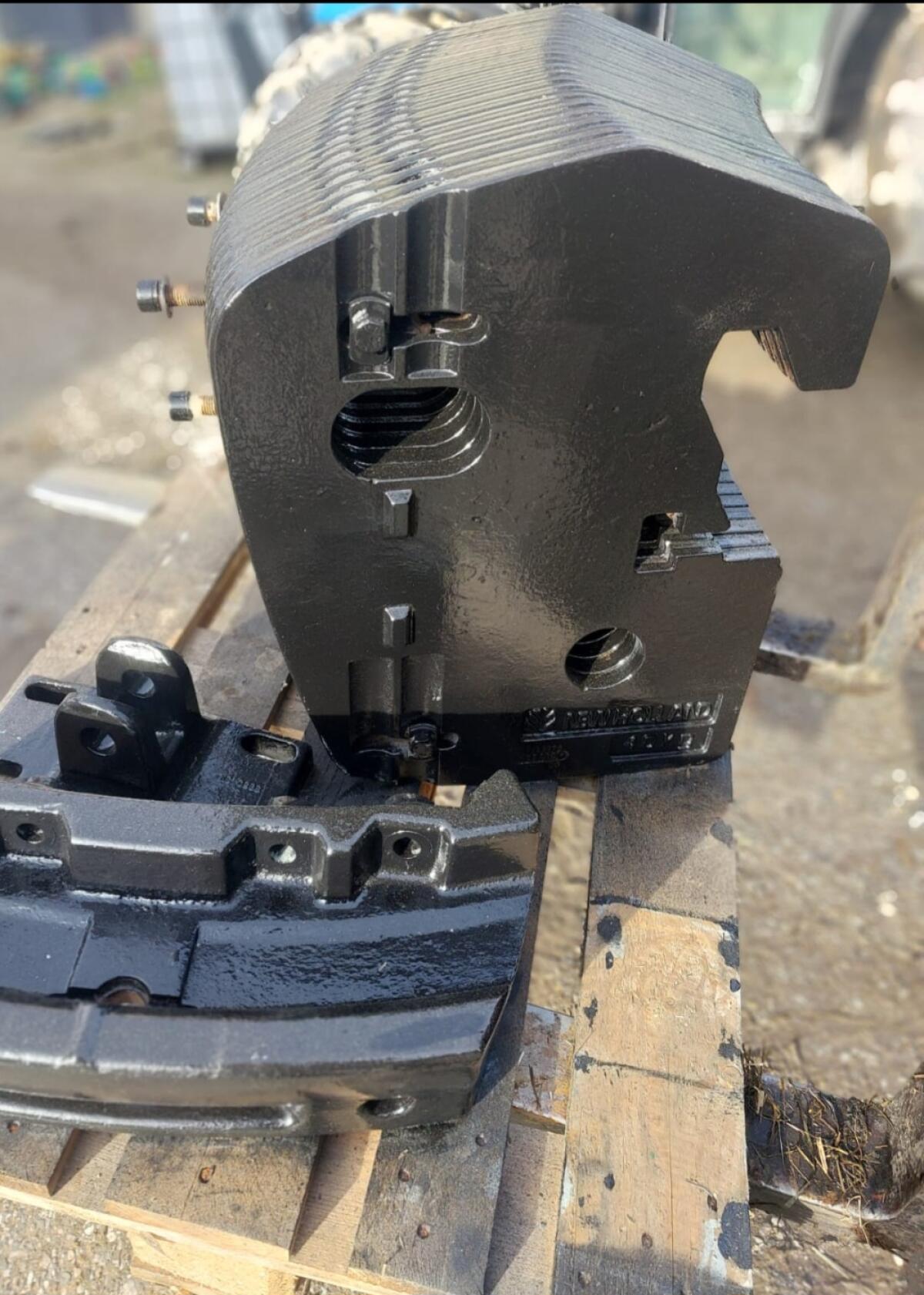 Frontgewicht New Holland Gewicht 2