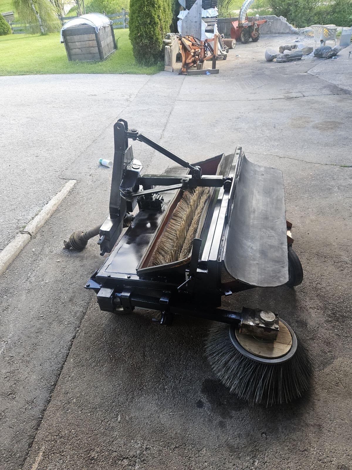 Kehrmaschine 1,60 m 3