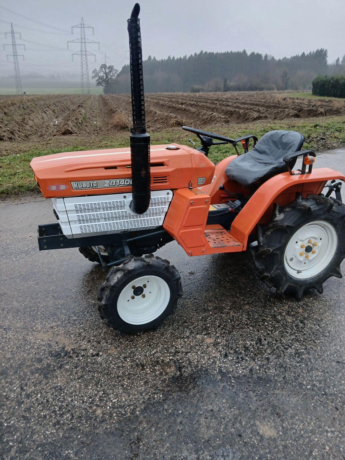 Kubota B 1400 Kleintraktor 1