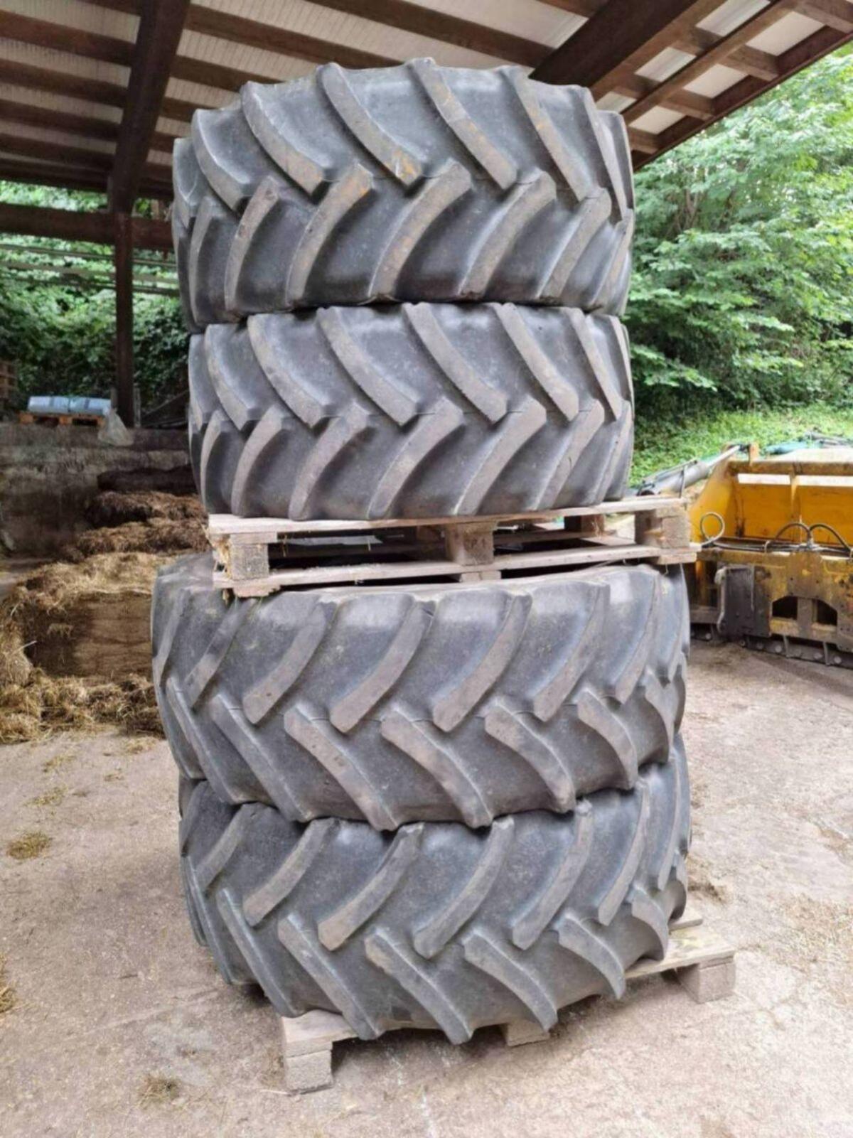 Traktorreifen Mitas AC 65 1