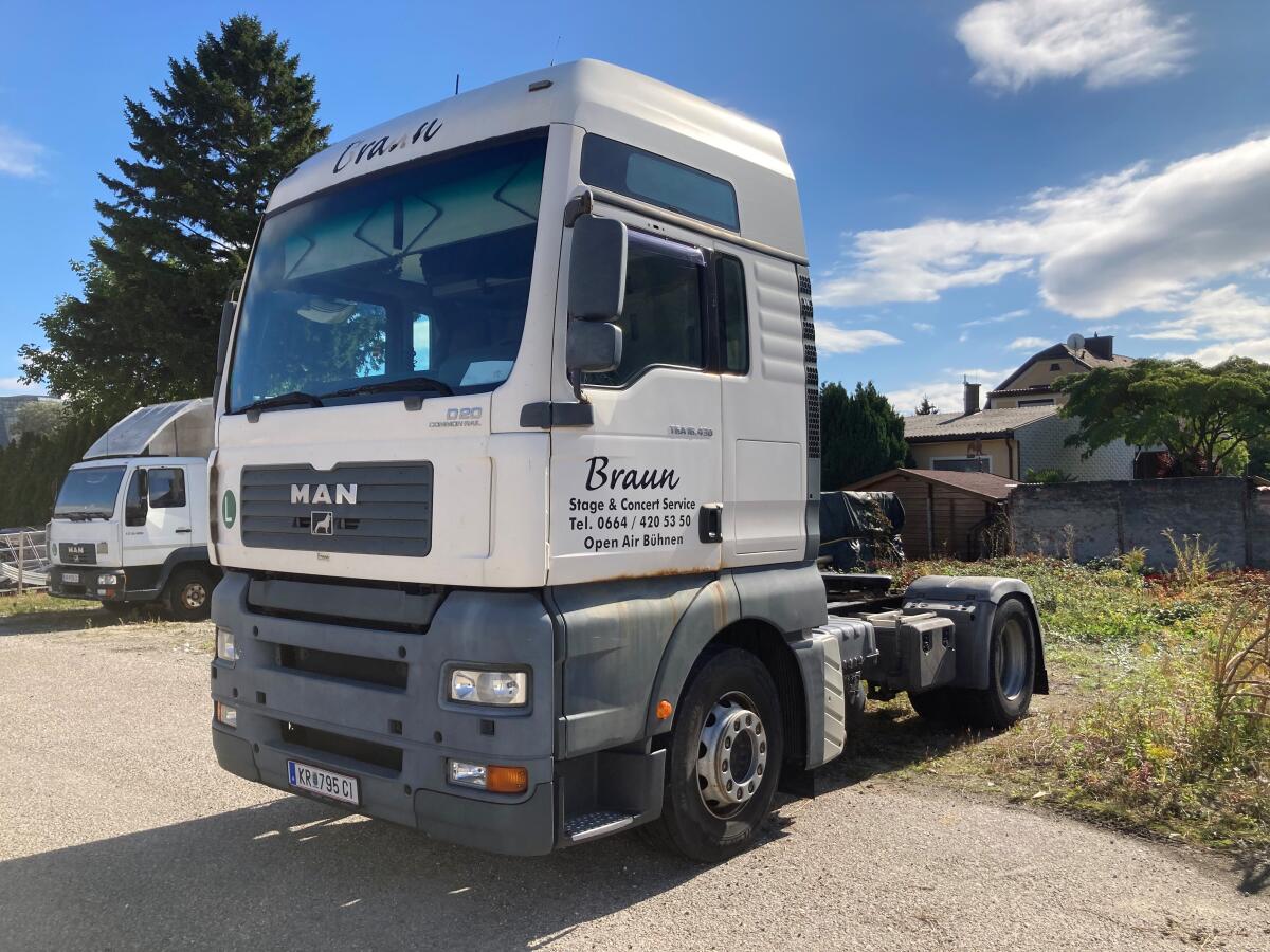 Sattelzugmaschine 4x2 BLS 1