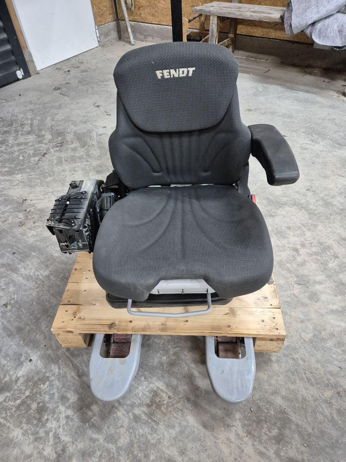 Fendt Traktorsitz Grammer 1