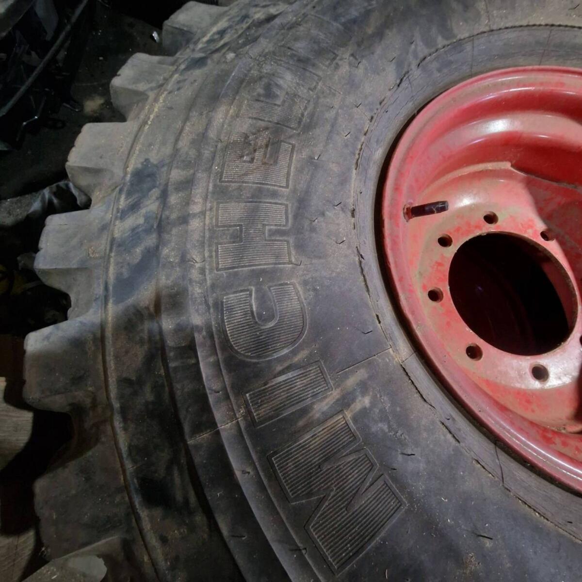 Traktor, LKW Reifen Michelin XZL 2