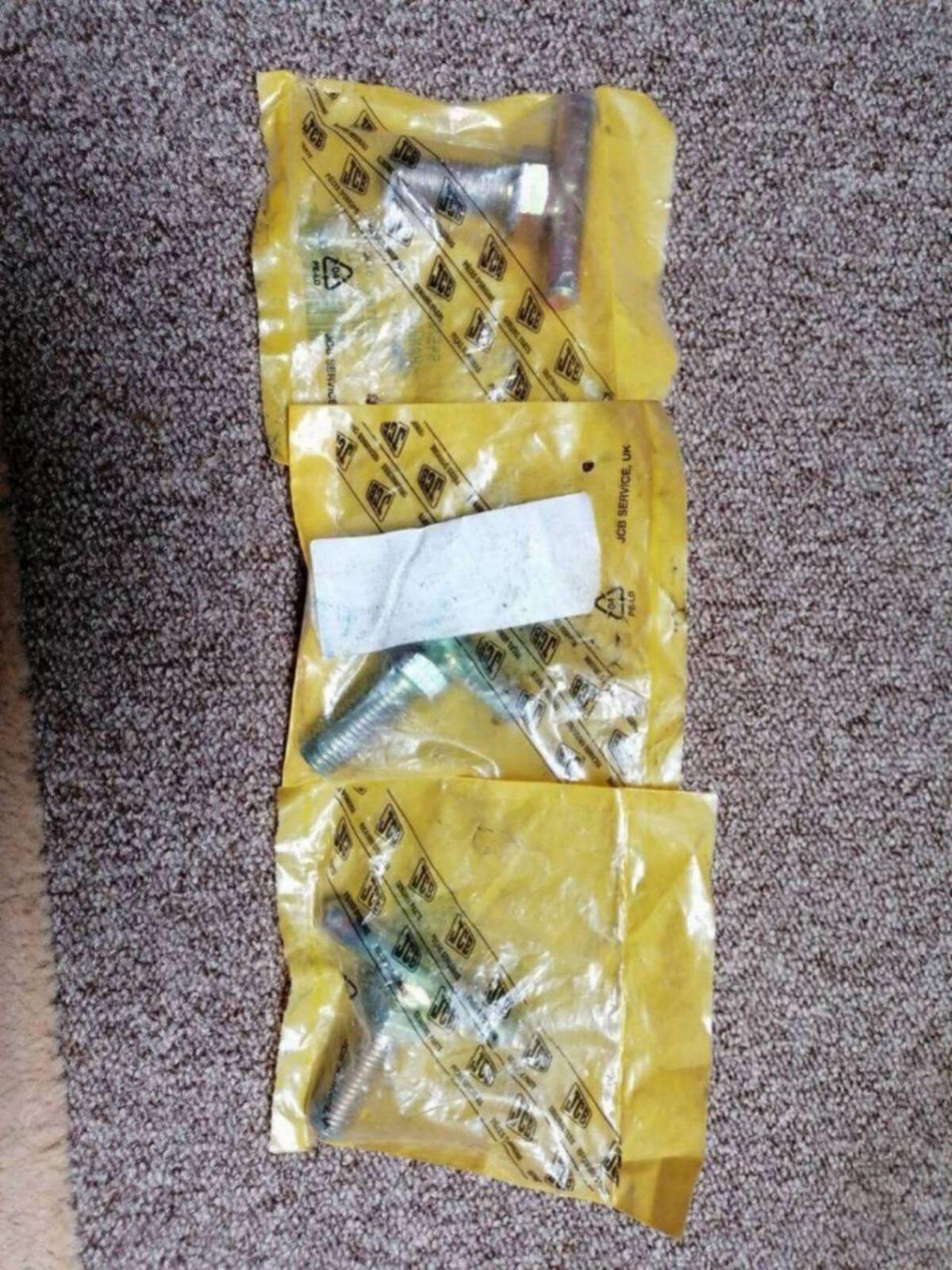 3 JCB Knebelschrauben 545/21338 1