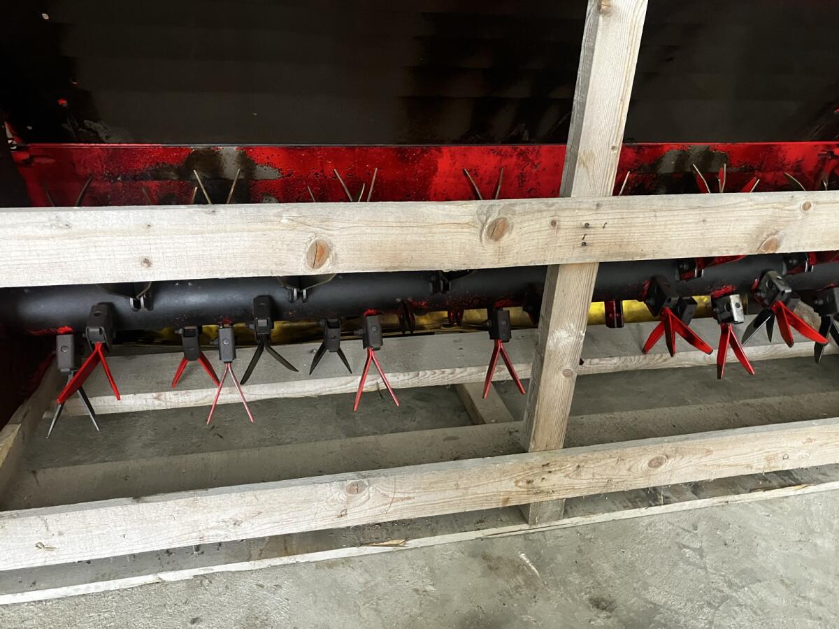 Zinkenaufbereiter Pöttinger X8 3