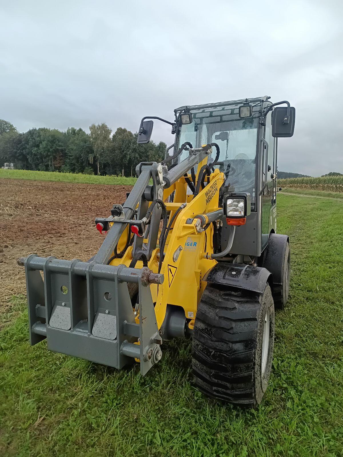 Vorführer Weidemann 1280 Wacker Neuson WL25 2