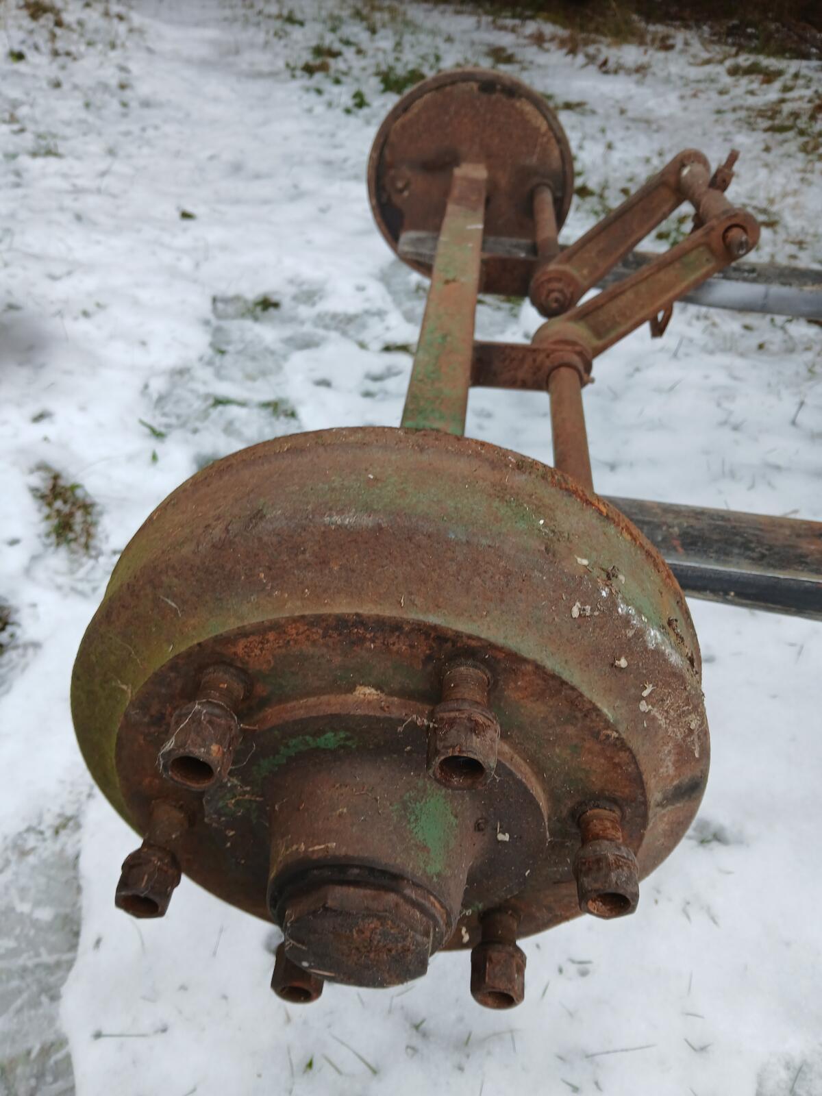 Achse mit Rädern, Anhängerachse, Achse,Kipperachse, gebremst 2