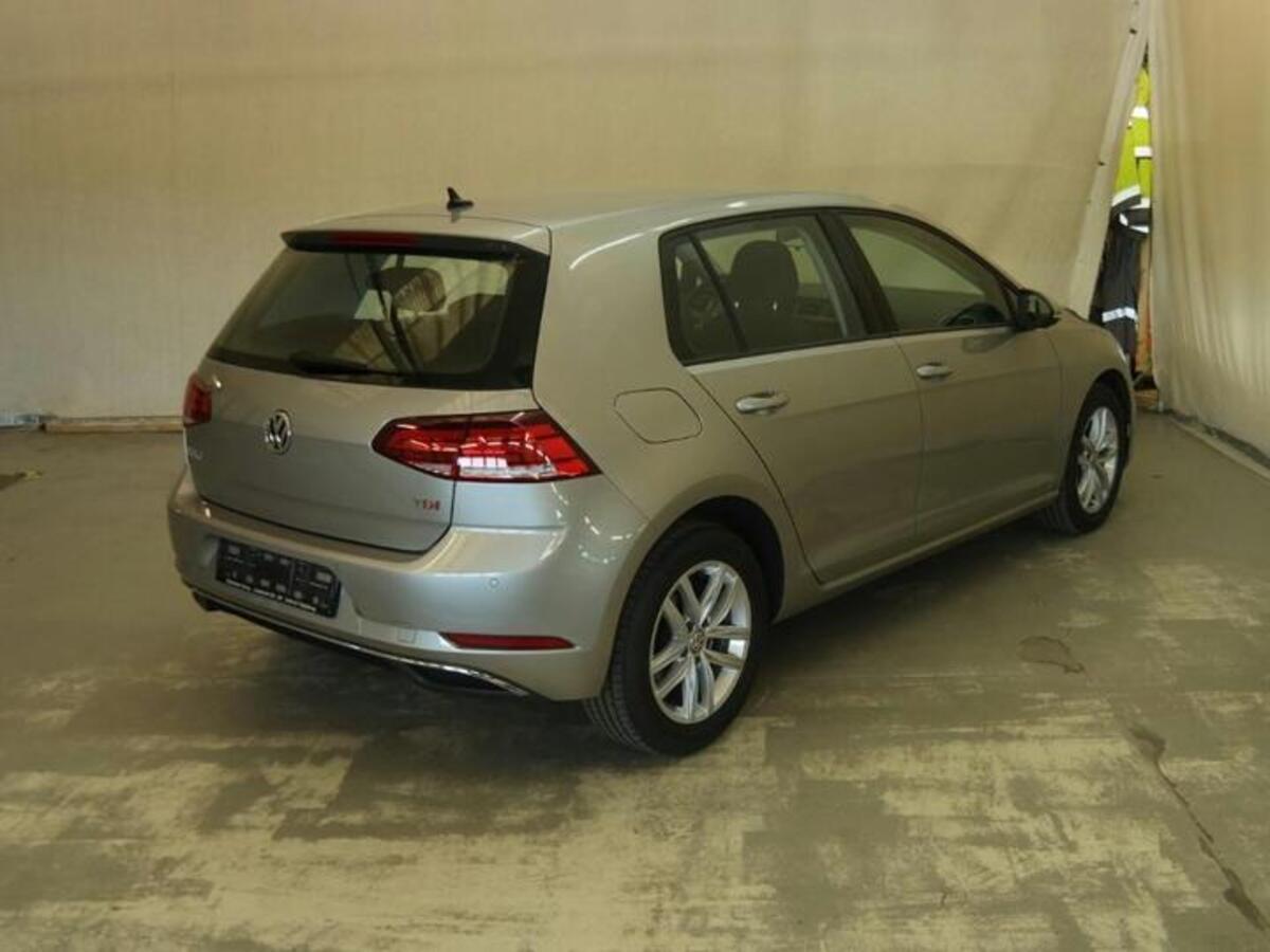 VW Golf VII Lim. 1.6 TDI BMT DSG Comfortline 3