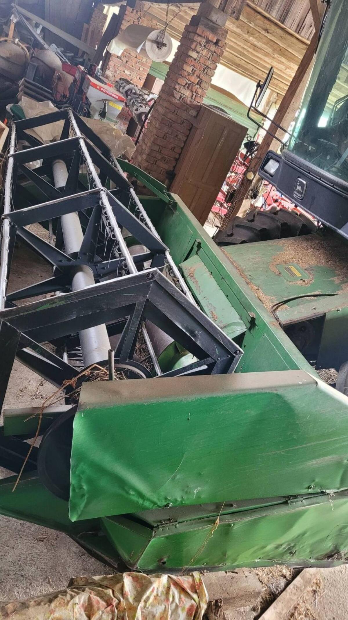 Mähdrescher John Deere 1075 3