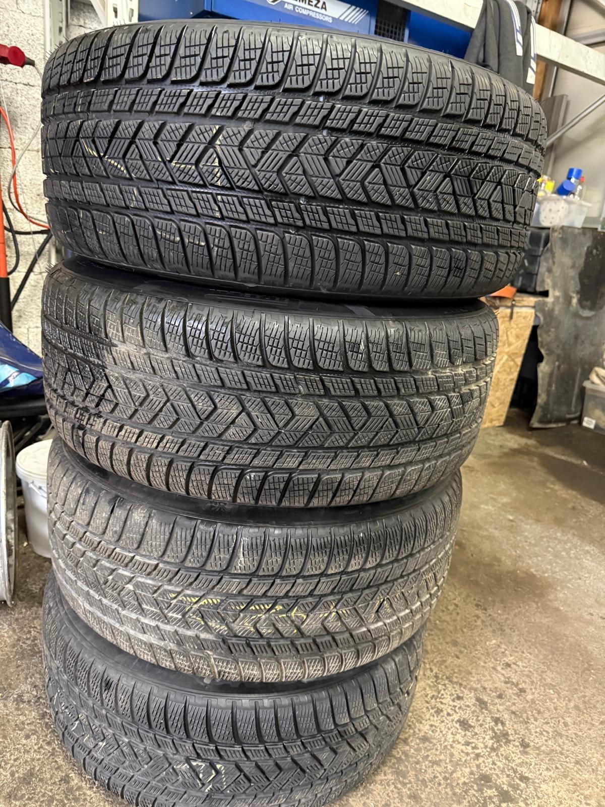 Alufelgen Audi Reifen 285/45 R21 Pirelli Scorpion Winter 3
