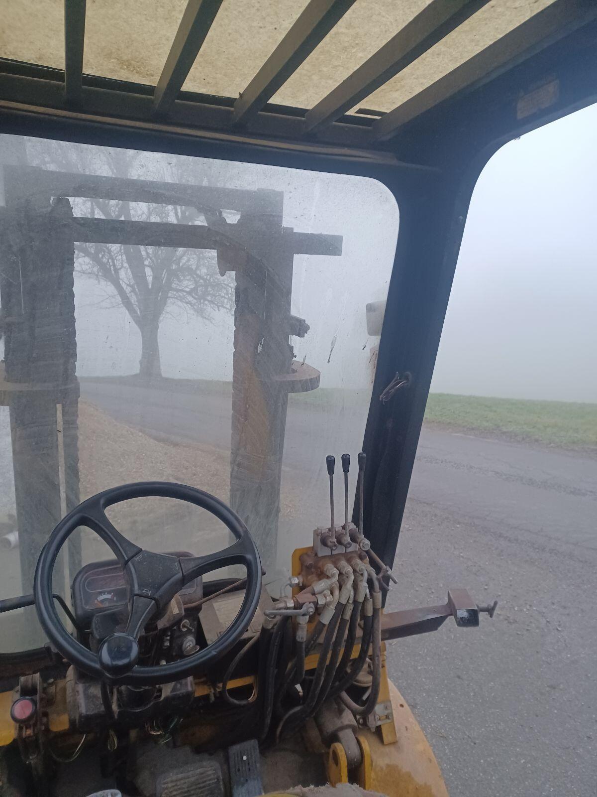 Verkaufe Gabelstapler Caterpillar 1