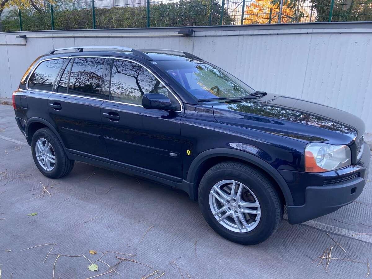 Volvo XC 90 2.4 Diesel Neues Pickerl 01/27 3