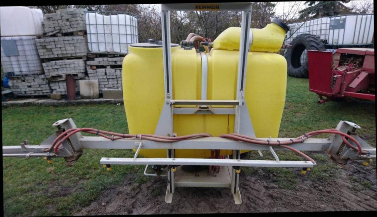 Verkaufe Feldspritze Jessernigg 2