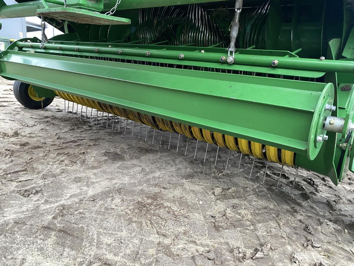 John Deere 960 Rundballenpresse 3