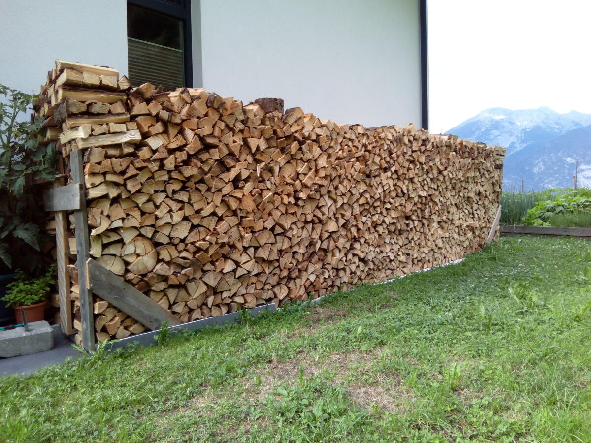 Brennholz Kaminholz Fichte 1