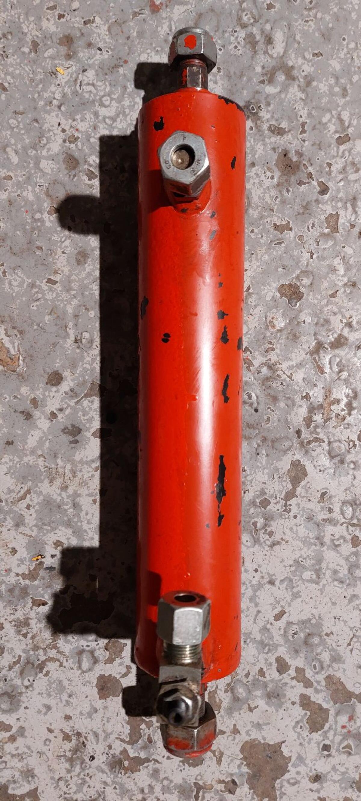 Hydraulikzylinder doppelwirkend 1