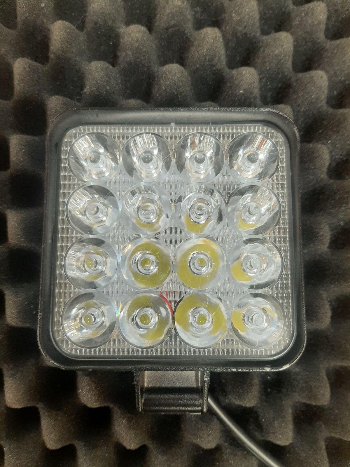 10 Stk. 48 Watt LED Arbeitsscheinwerfer 2