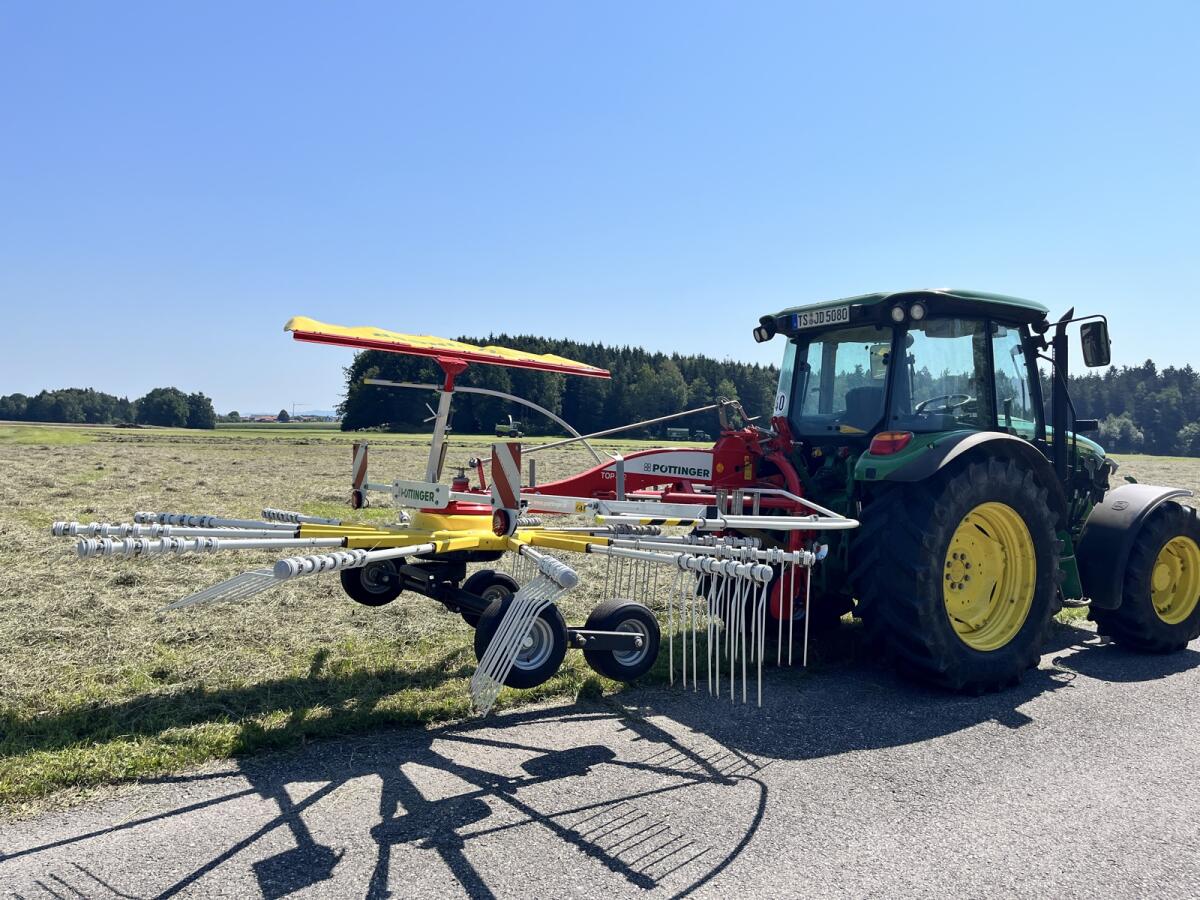 Schwader Einkreisel Pöttinger Top 462 kein Claas Krone 1