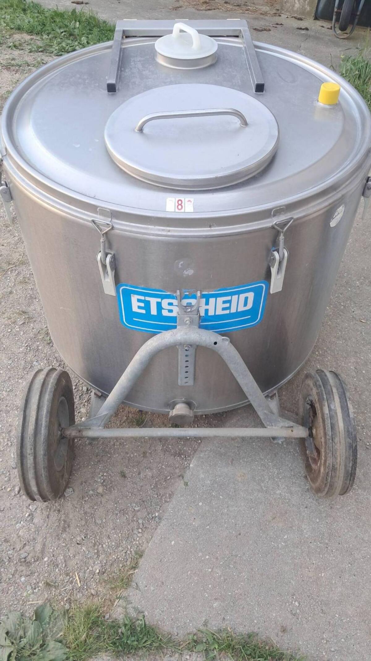 Verkaufe Milchtank 3