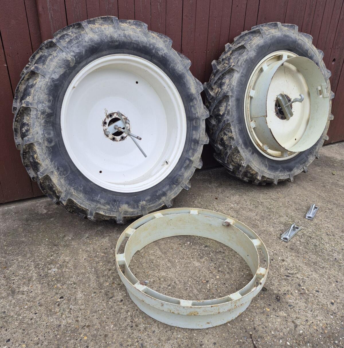 Zwillingsreifen, Pflegereifen, Kulturräder, Komplettrad 3