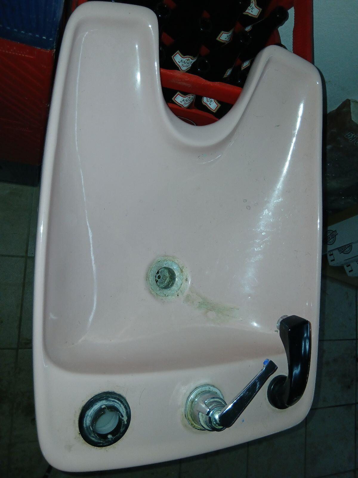 Friseur-Waschbecken 3