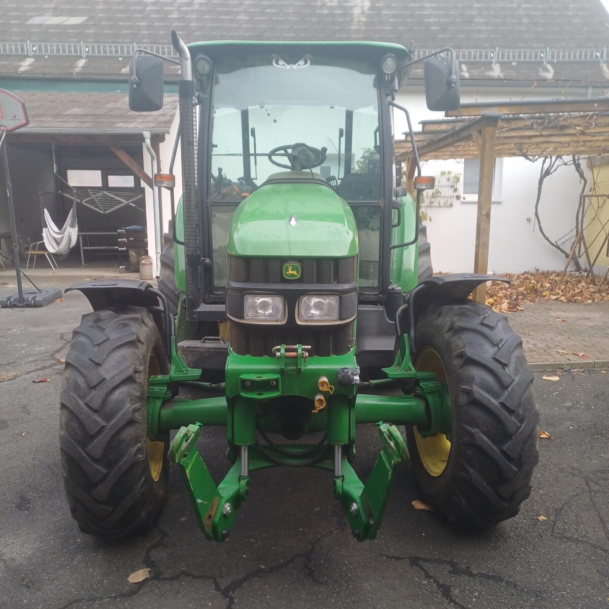 John Deere 5720 1