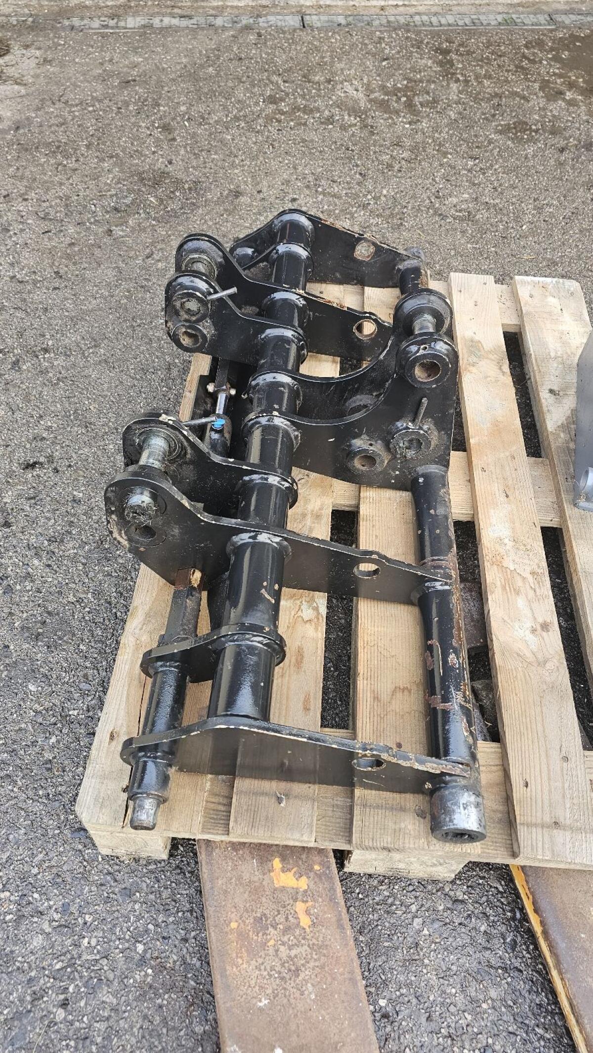 Hydraulischer Schnellwechsler Hauer Giant 3