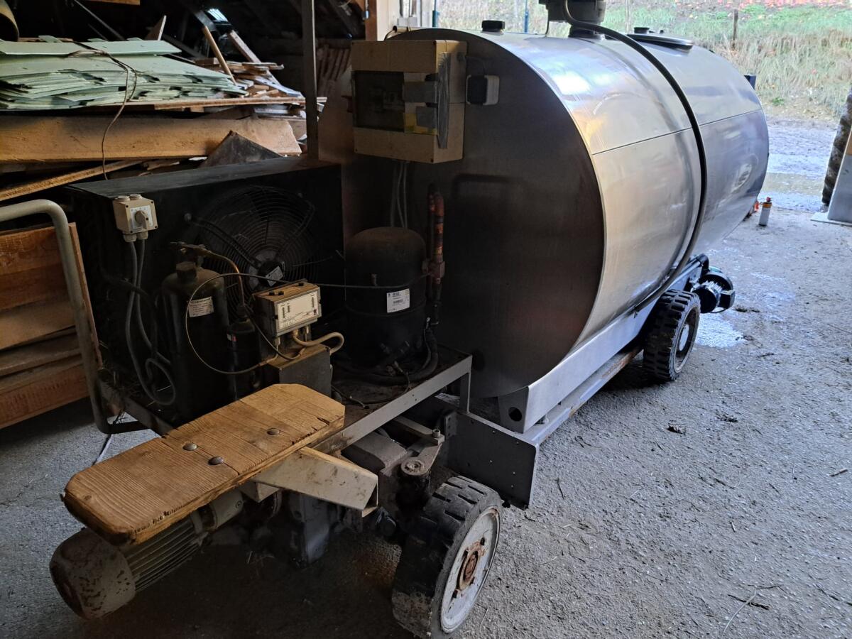 Milchtank 1