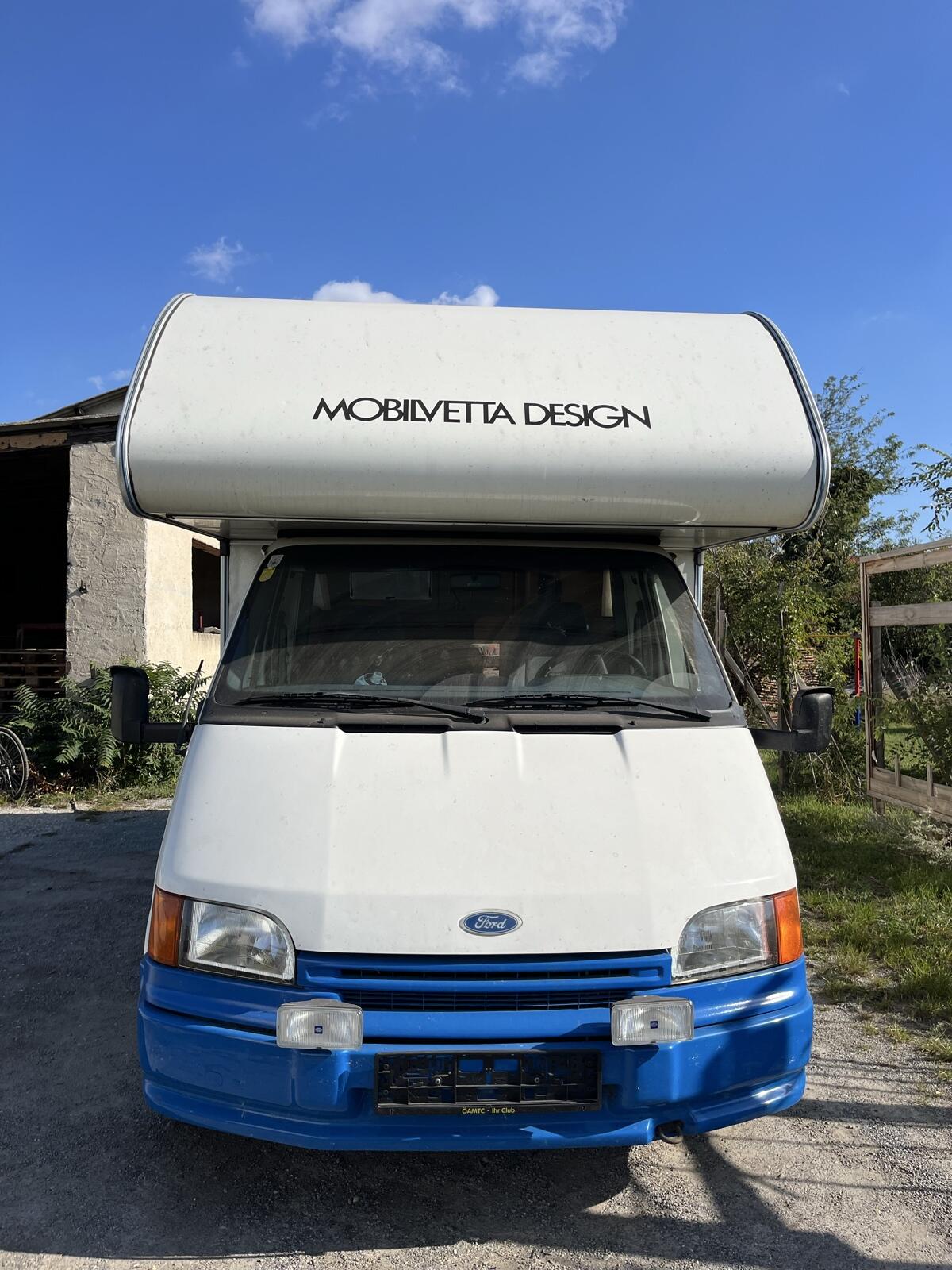 Ford Transit 120 Kleinbus 2