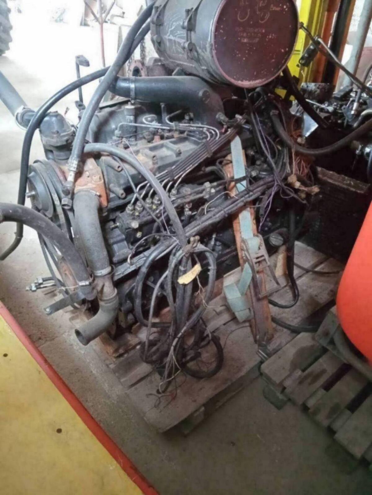 Motor Steyr 9125, Case CS 130 2