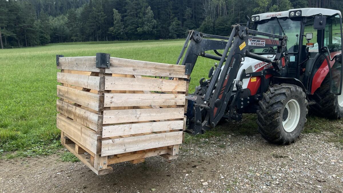 Holzkisten/Boxen für Kartoffel/Brennholz 2