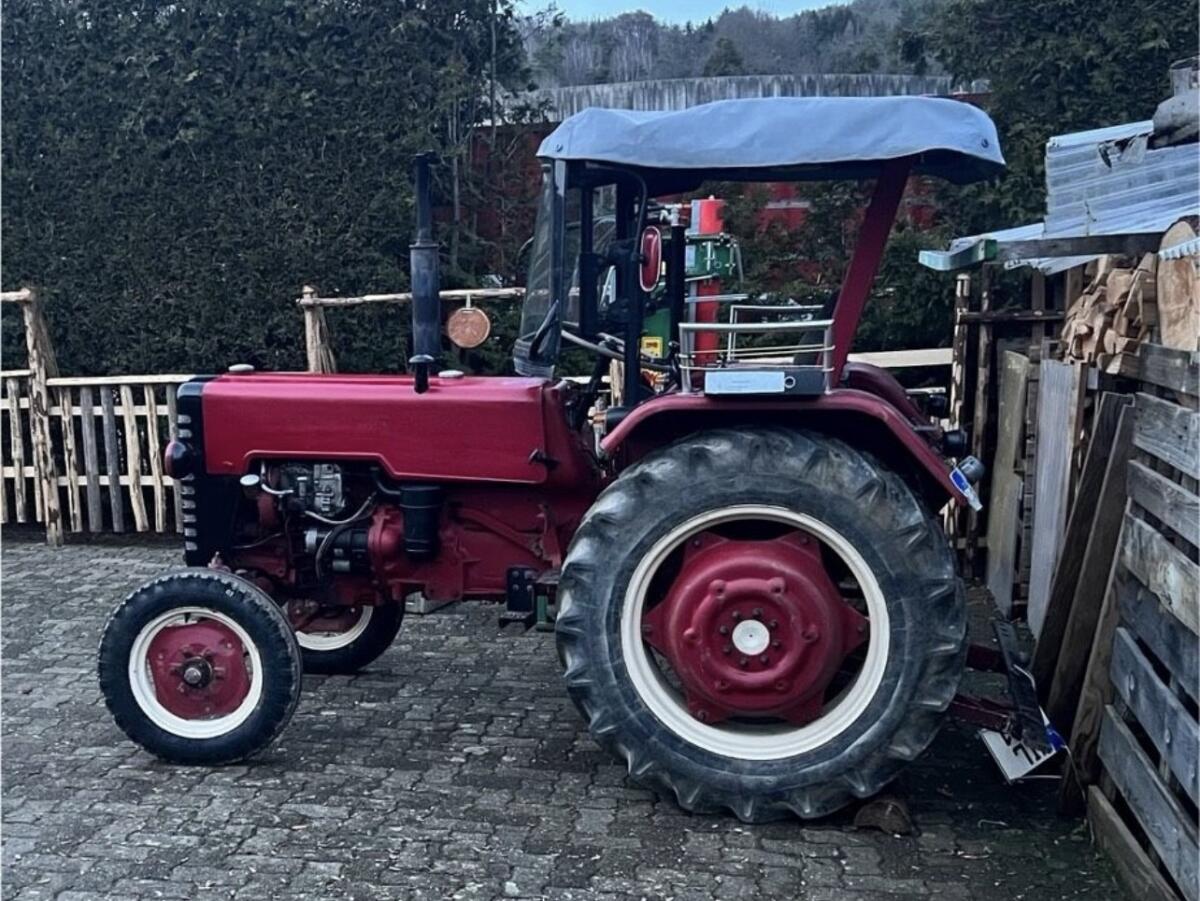 IHC D320 Gepflegt und regelmäßig gewartet 3