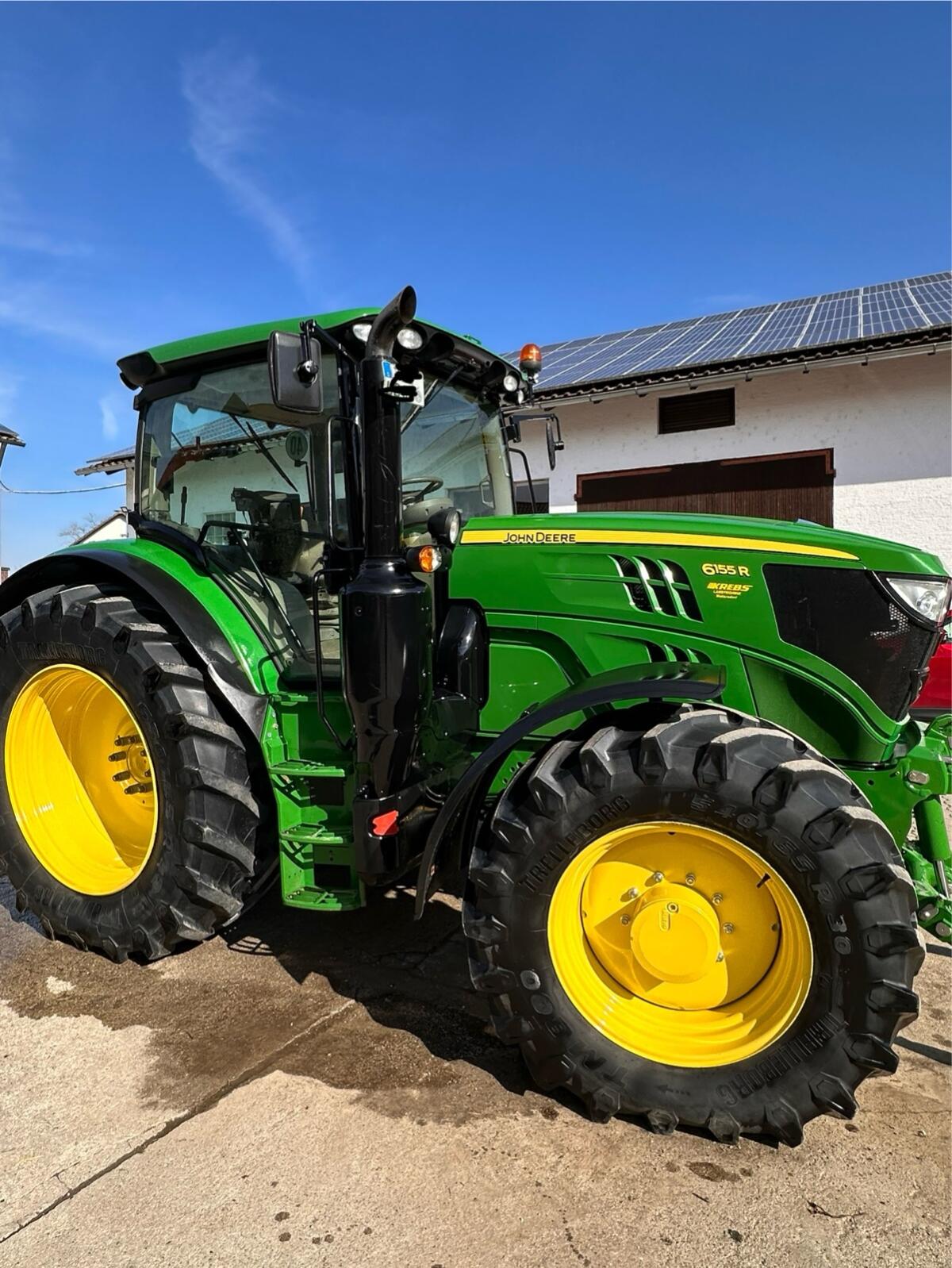 John Deere 6155R 2