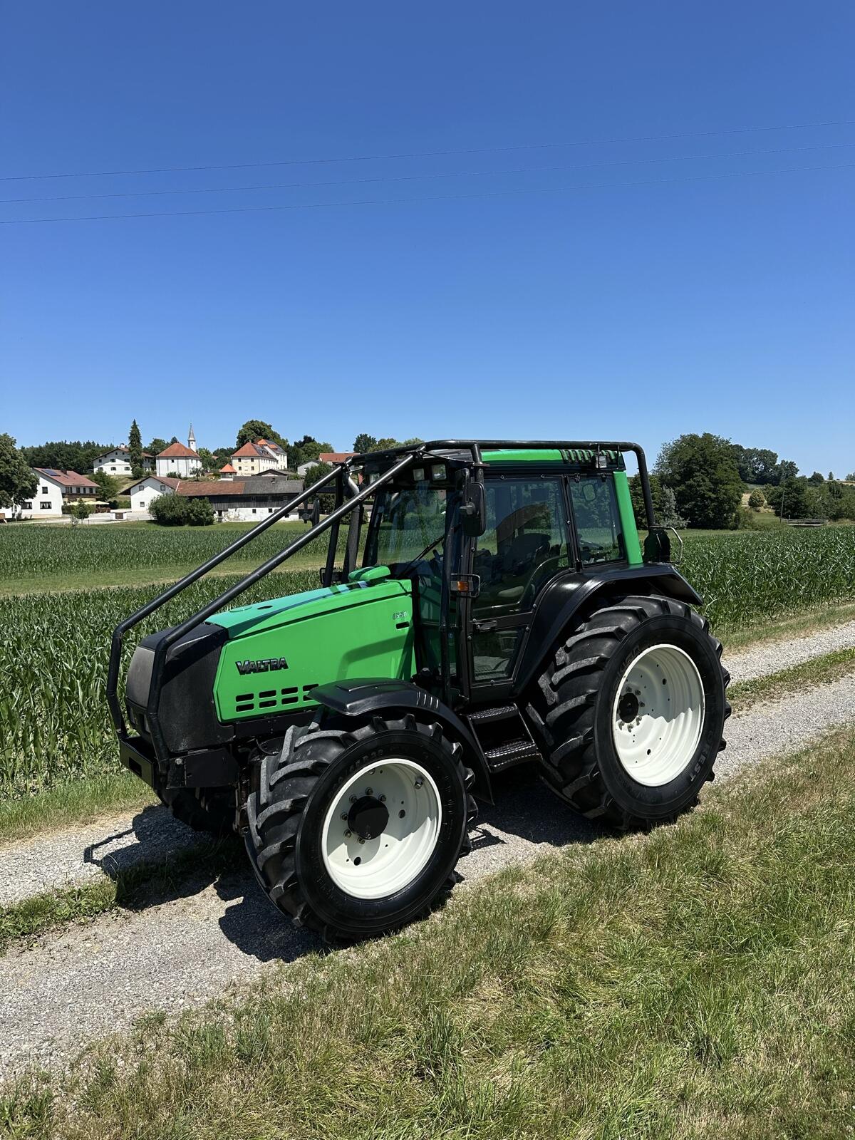 Valtra 6550 Hi Tech Forst Rüfa, Wegezapfwelle 3