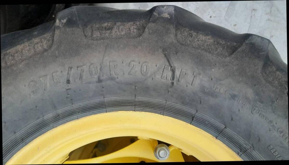 Verkaufe Kompletträder für John Deere Serie 5000 2