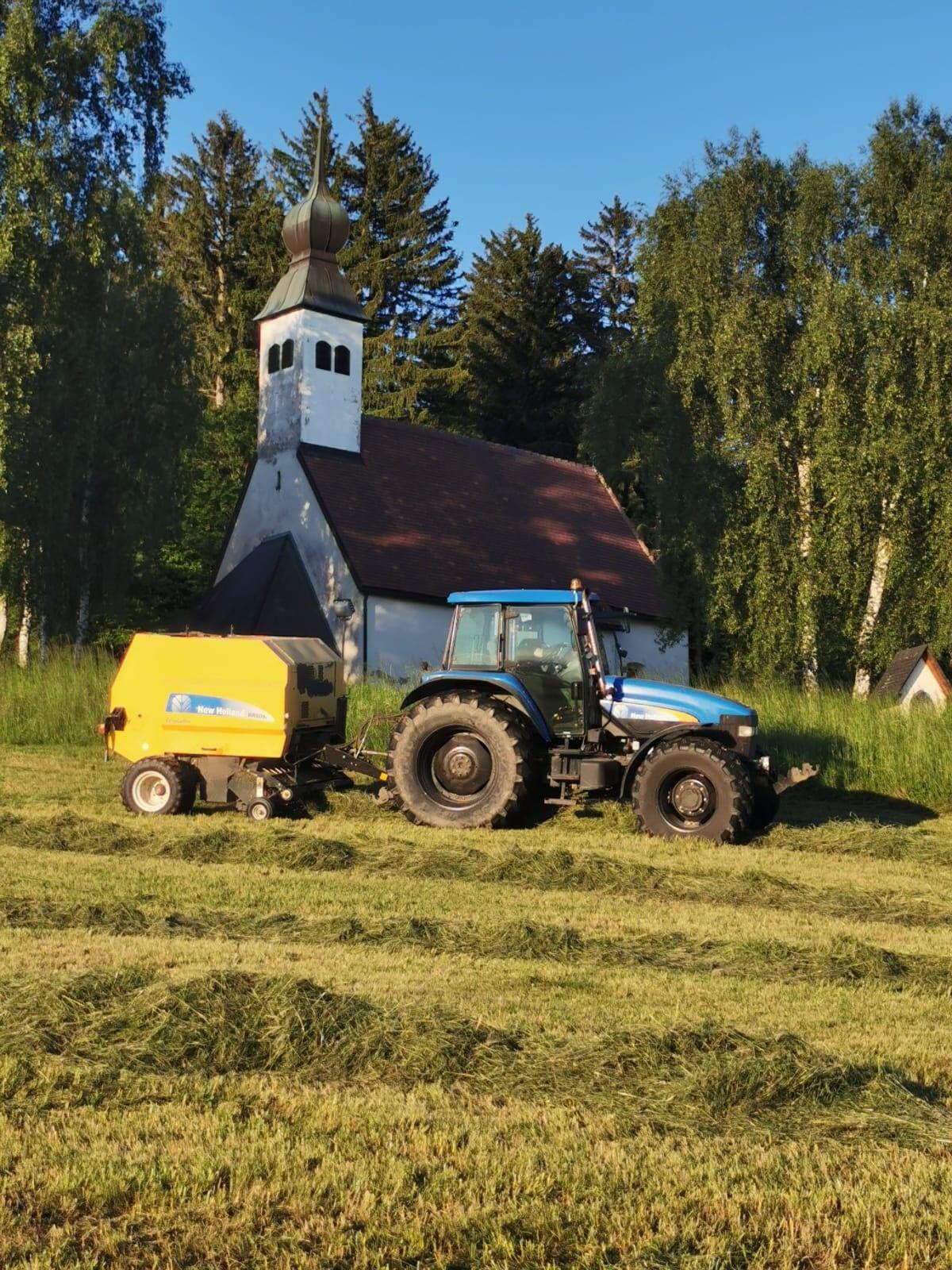 New Holland BR6090 3