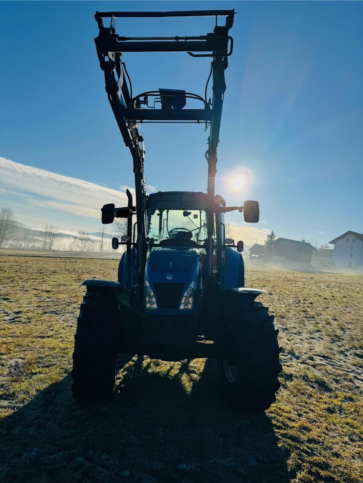 New Holland T5.95 mit Frontlader 2