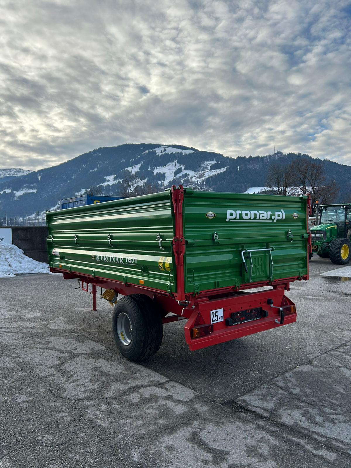 Pronar Einachs Dreiseitenkipper 671 3