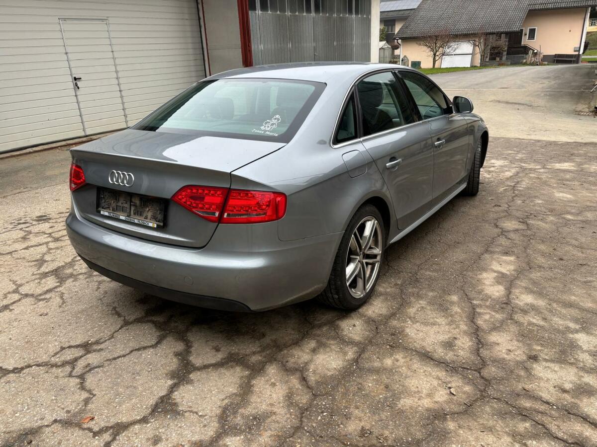 Audi A4 B8 3