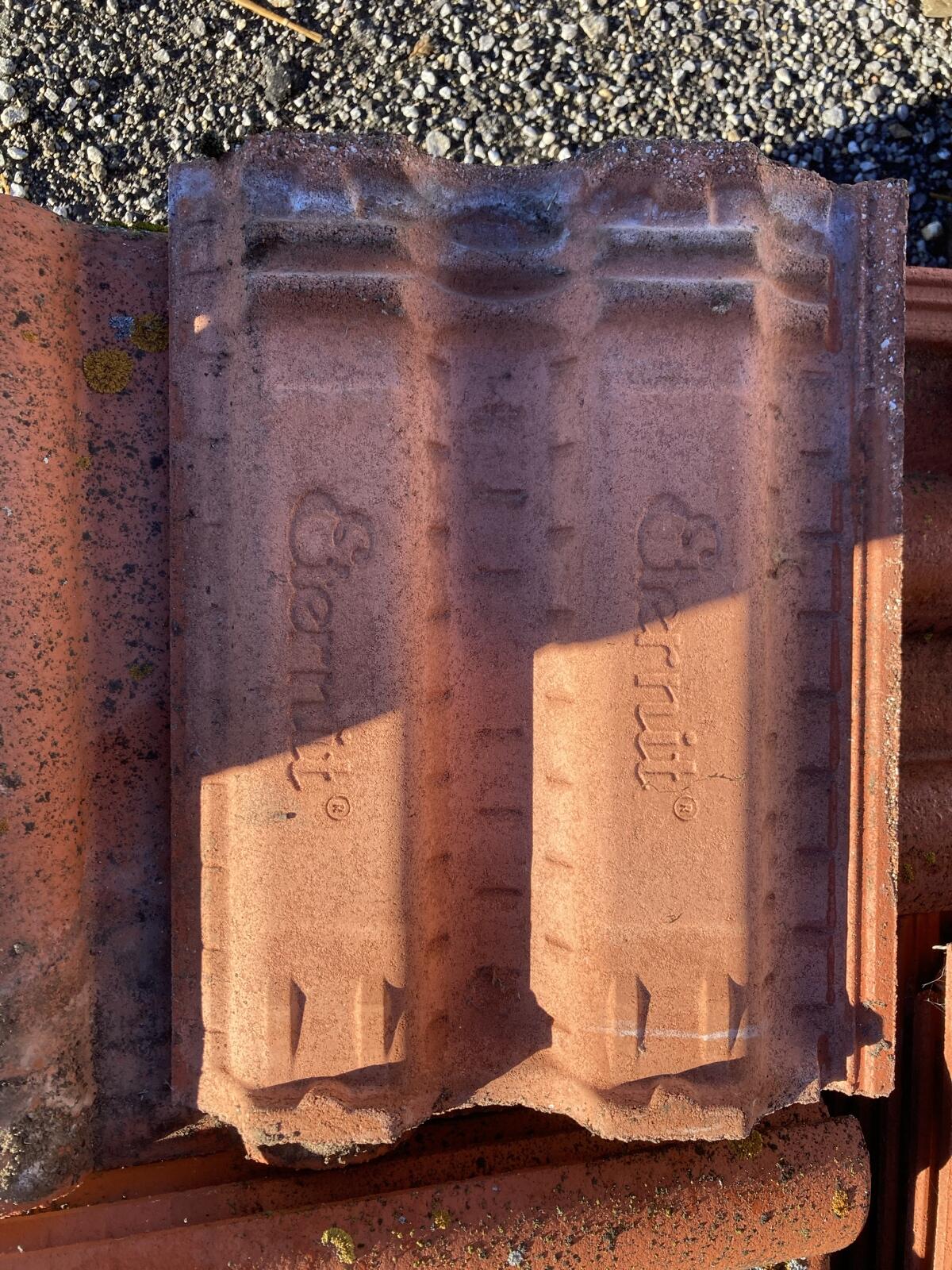 Dachziegel Eternit 3