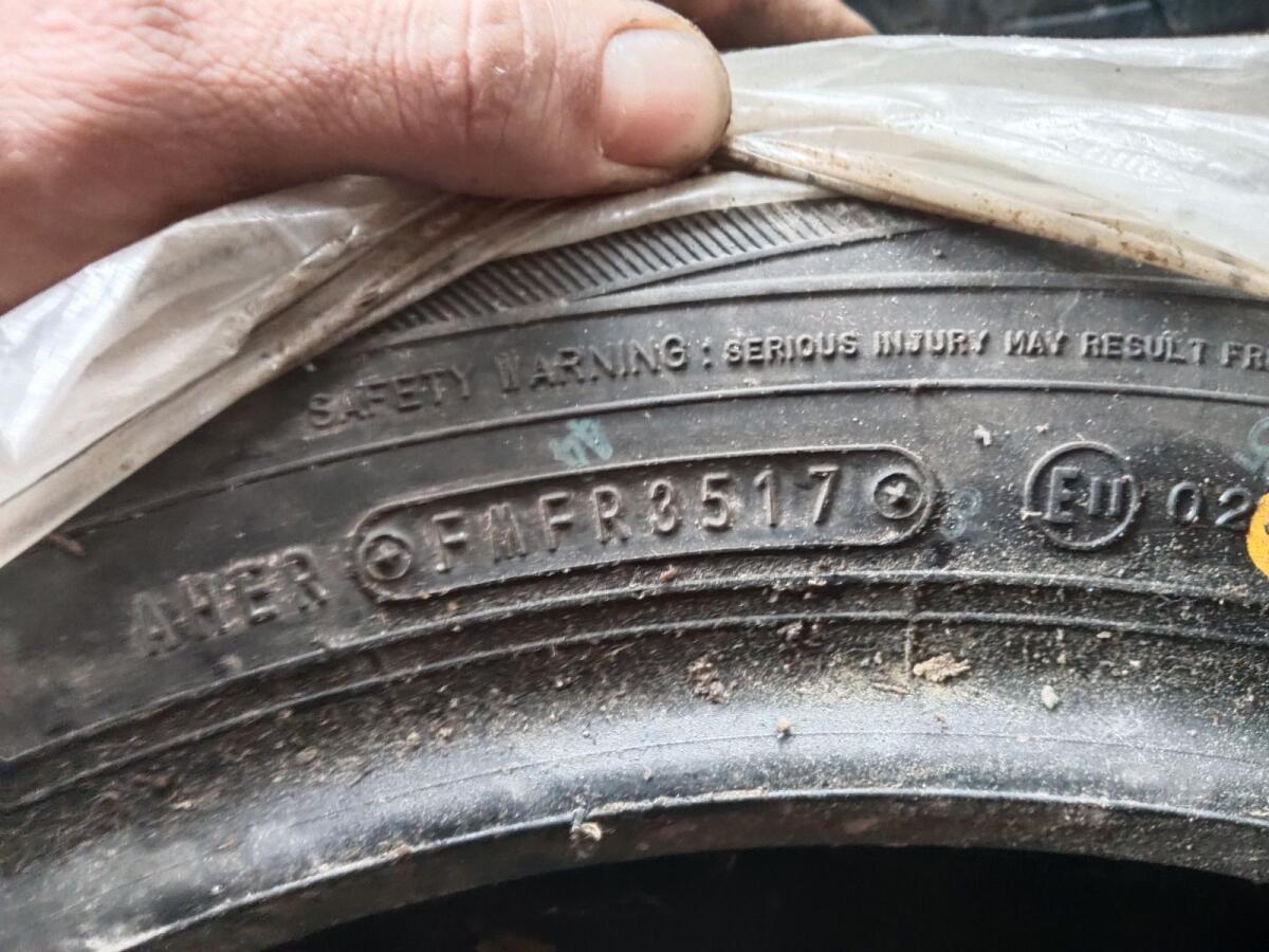 Falken Winterreifen 2x 1