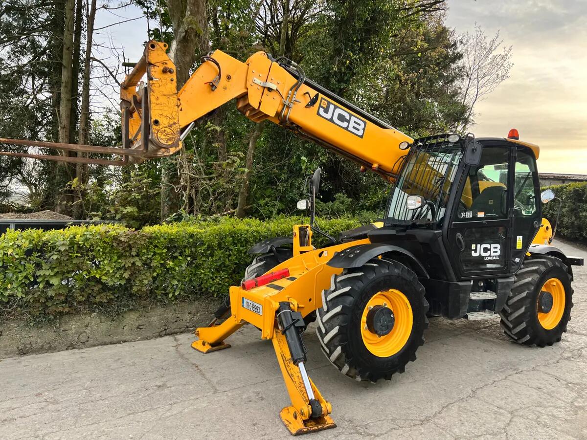 Teleskoplader JCB 540-140 (Bj. 2017) € 11.600,- 1