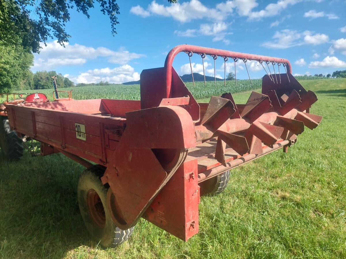 JF AV 35 Miststreuer 1