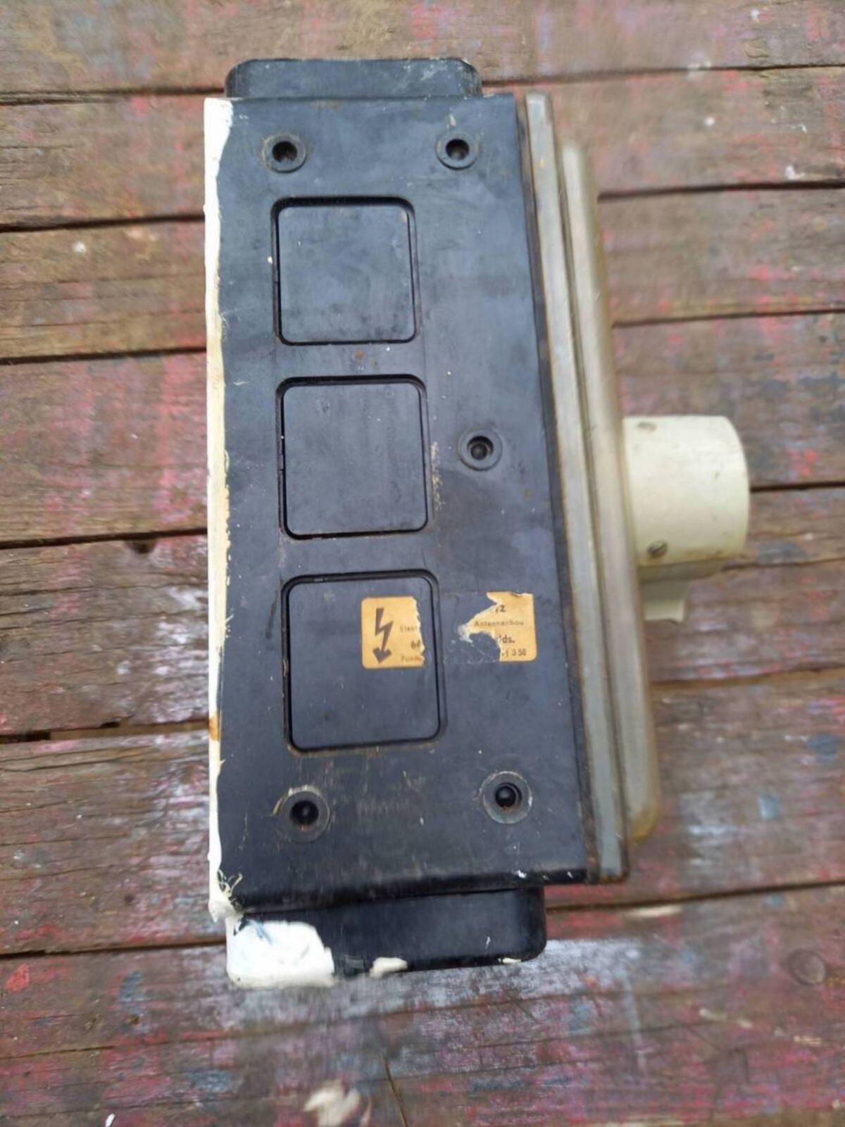 Gebrauchter Elektro-Hauptschalter 2